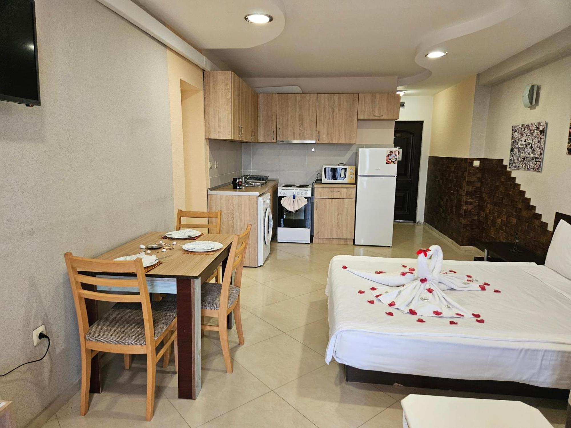 Paralax Hotel ヴァルナ エクステリア 写真