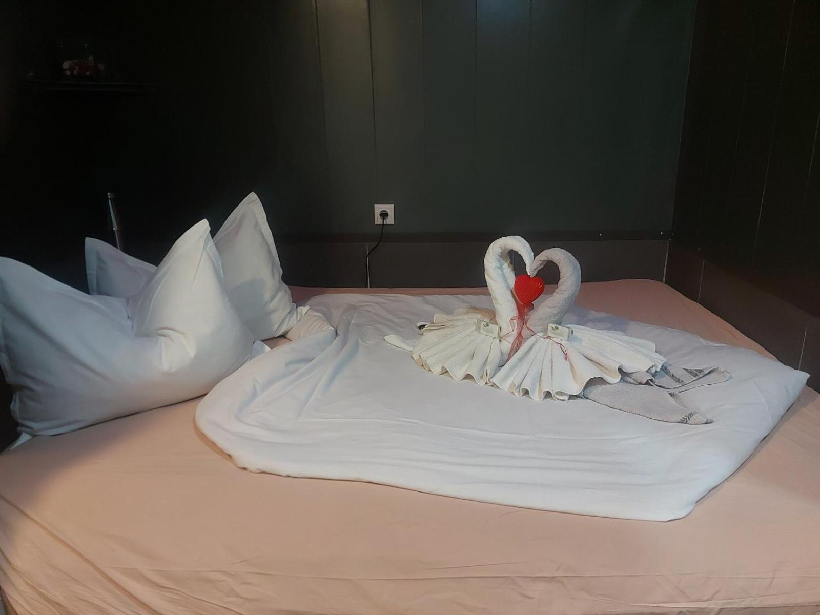 Paralax Hotel ヴァルナ エクステリア 写真