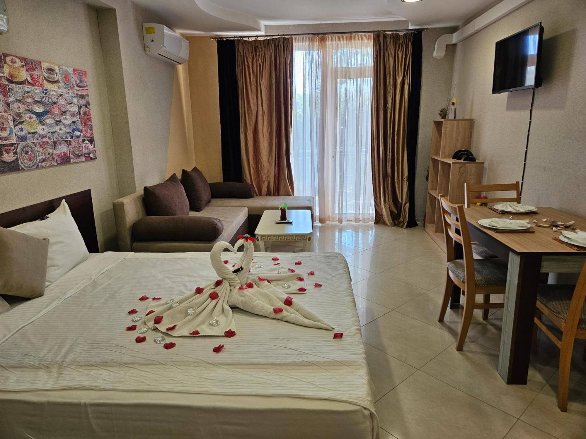Paralax Hotel ヴァルナ エクステリア 写真